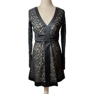 Laundry Black Lace Long Sleeve V-Neck Cocktail Dress Women's Size 4